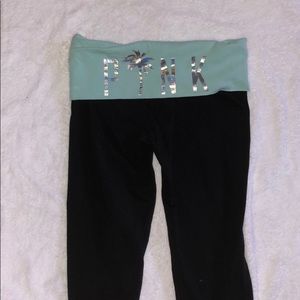 VS PINK cropped leggings